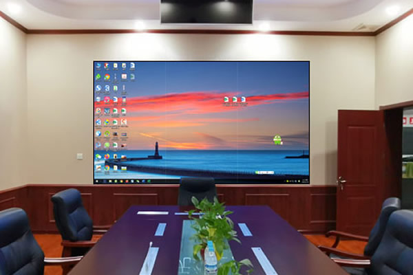 智能会议室使用无缝拼接屏好还是LED显示屏好？